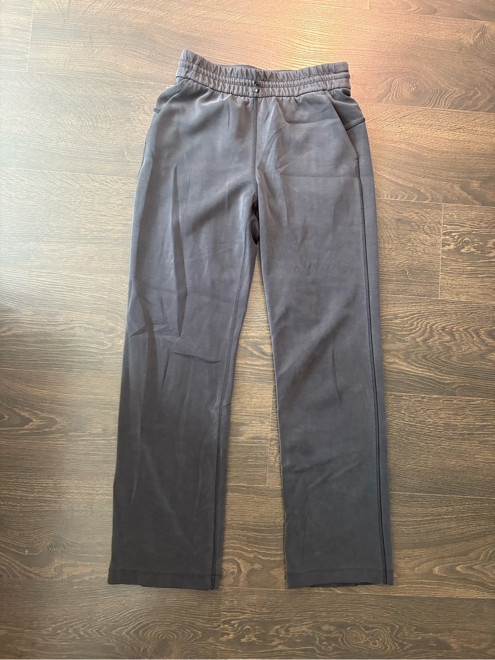 Lululemon Softstream sweatpants, straight leg